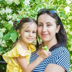 Meet your Posher, Tania